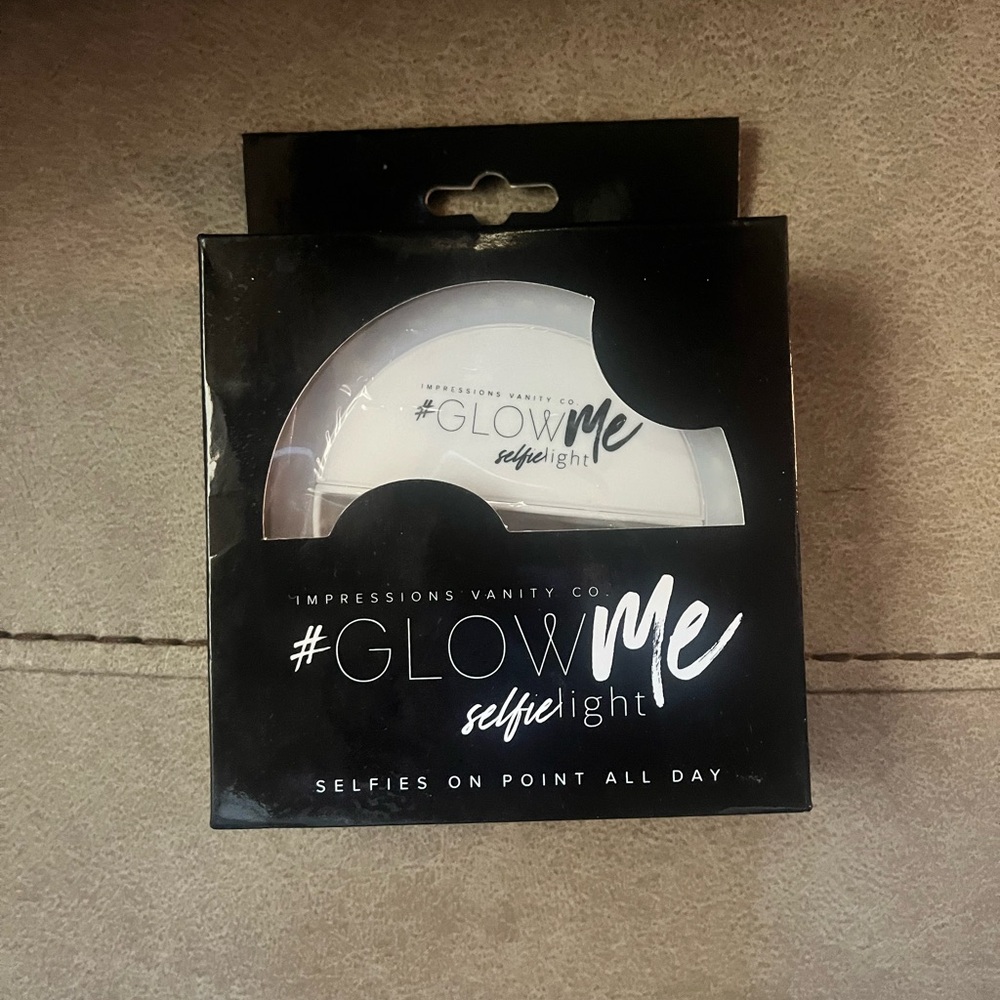 IMPRESSIONS VANITY SELFIE LIGHT